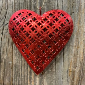 Coeur  en métal couleur rouge